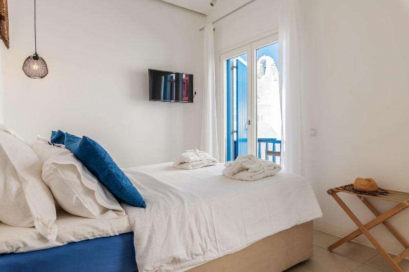 Mykonos Town ブルートピア スイーツ Bed & Breakfast エクステリア 写真