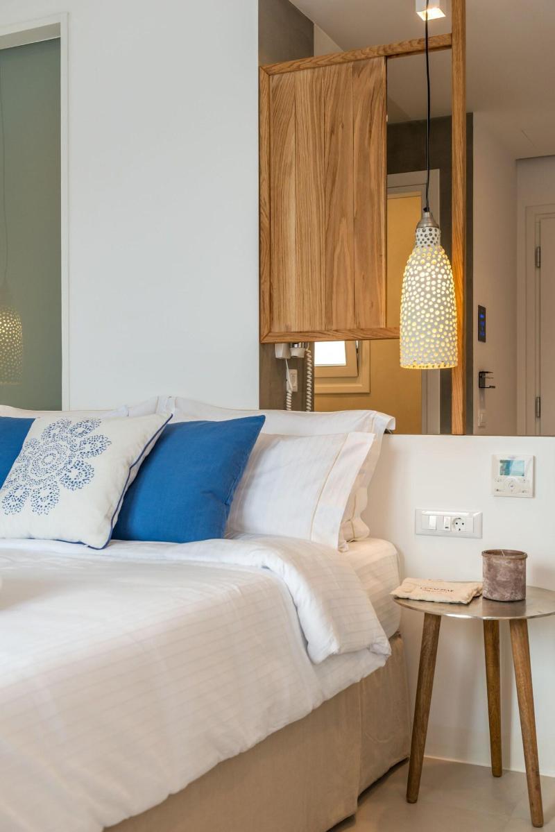 Mykonos Town ブルートピア スイーツ Bed & Breakfast エクステリア 写真