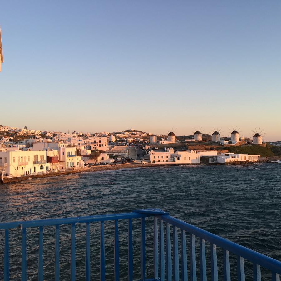 Mykonos Town ブルートピア スイーツ Bed & Breakfast エクステリア 写真